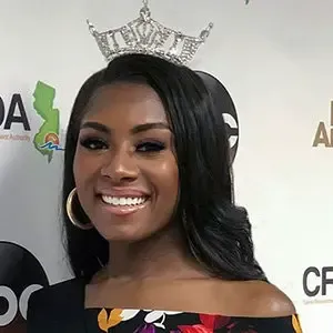 Nia Franklin Wiki, Yaş, Şəxsi Həyat, Ailə | Miss America 2019 Faktları