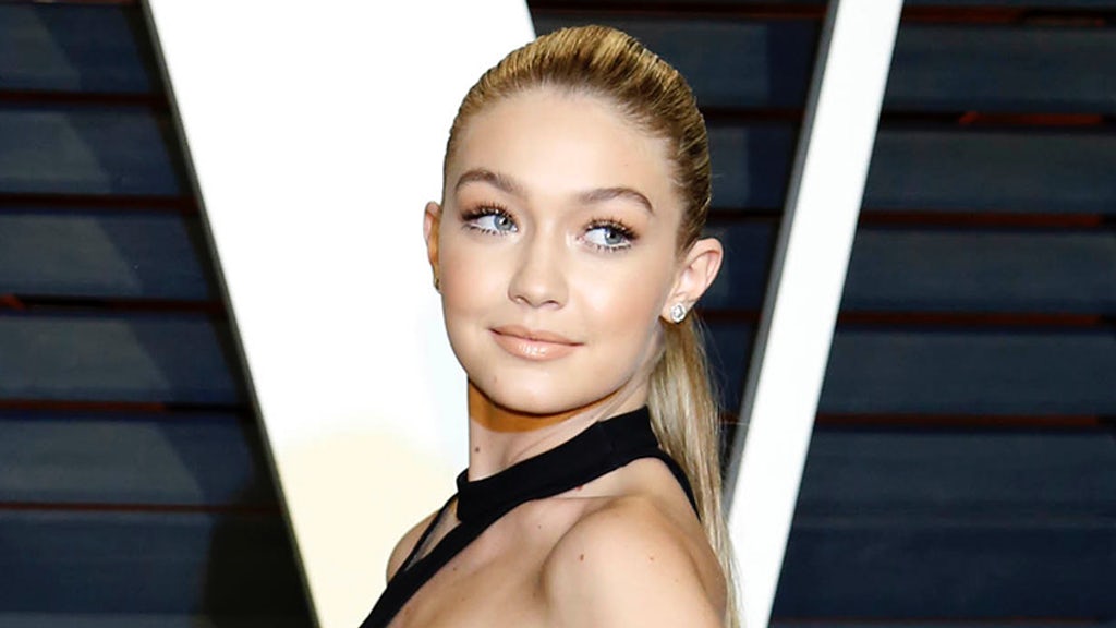 Gigi Hadid’s Finally Take the Cat Out of the Bag, Finally Show Her Baby Bump on Her IG Live-Session!